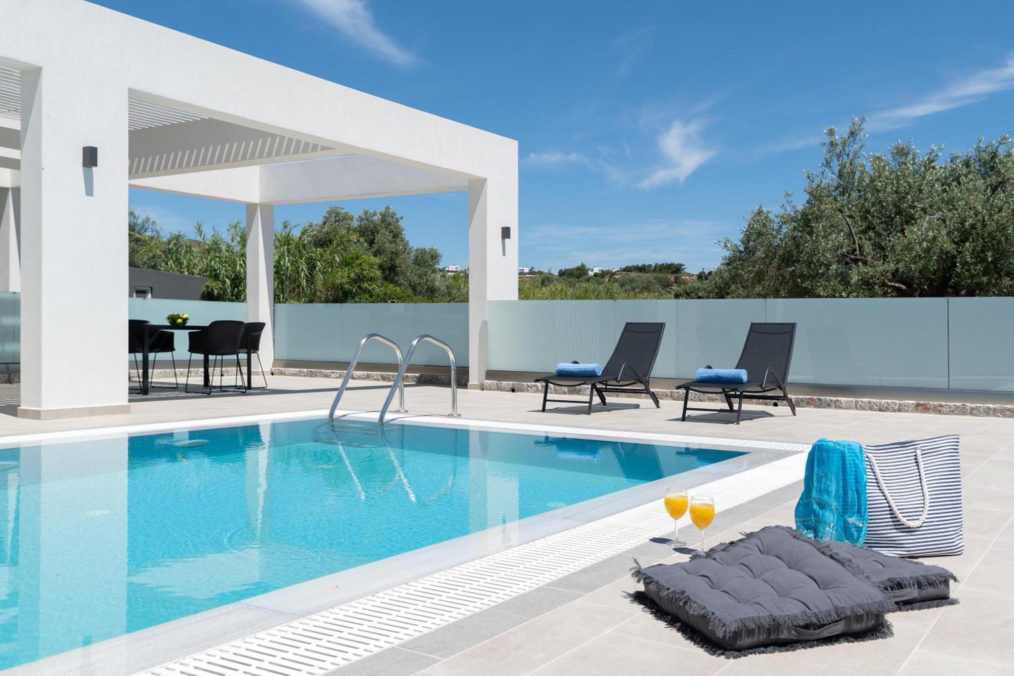 Armonia Suites Gennadi Buitenkant foto